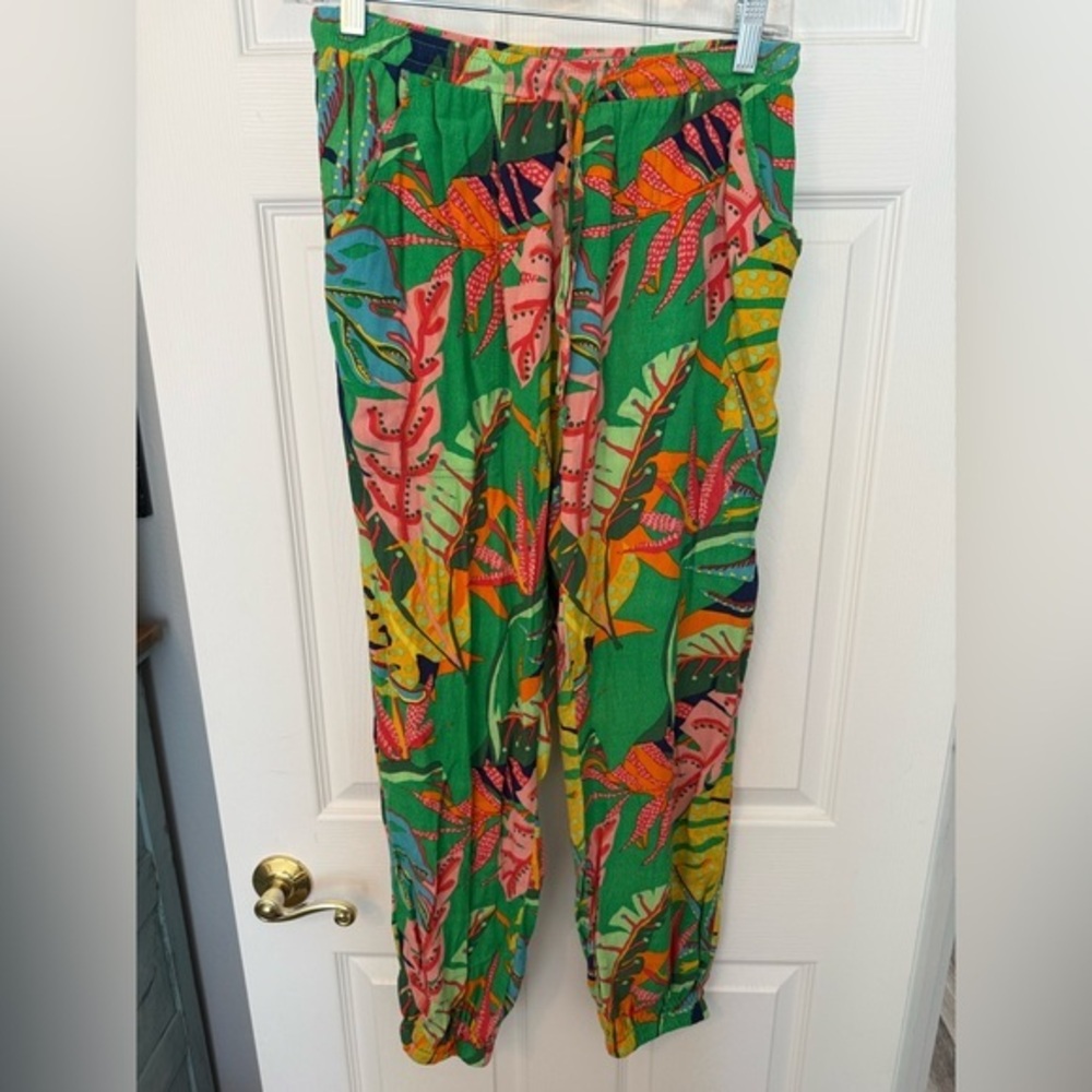 Olivaceous Tropical Colorful Jogger Pants Size M